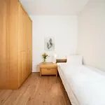 3202 Wunderschoene, Frisch Renovierte Mit Viel Charme Und Moderner Optik Apartman Vulpera